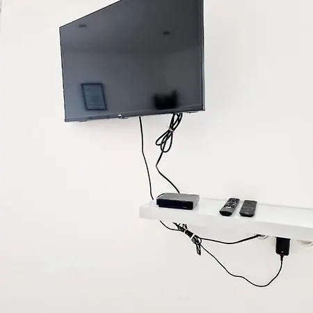 Studio Mejane I شقة اسباليون